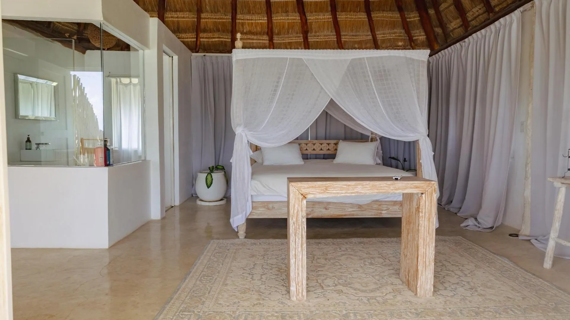 Shambala Beach House Tulum 0*,
